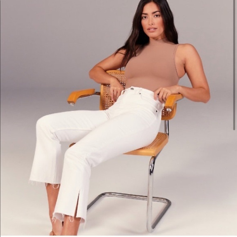 White Abercrombie & Fitch Ultra High Rise Kick Flare